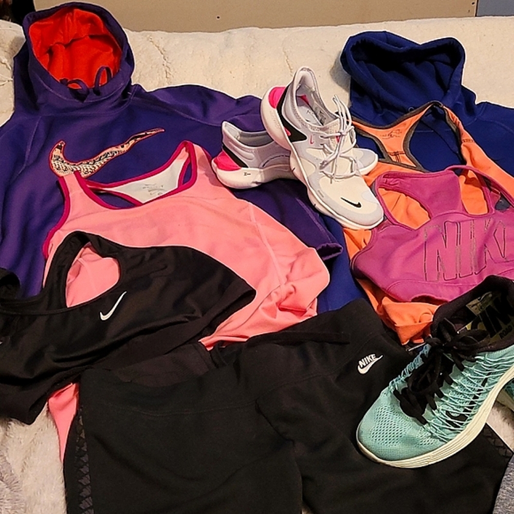 Nike Activewear Workout Bundle